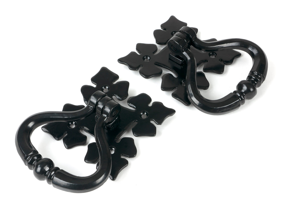Black Shakespeare Ring Turn Set