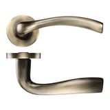 Siena lever on round rose