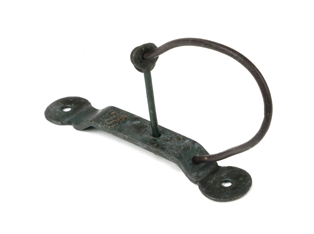 Beeswax Locking Penny End Screw on Staple