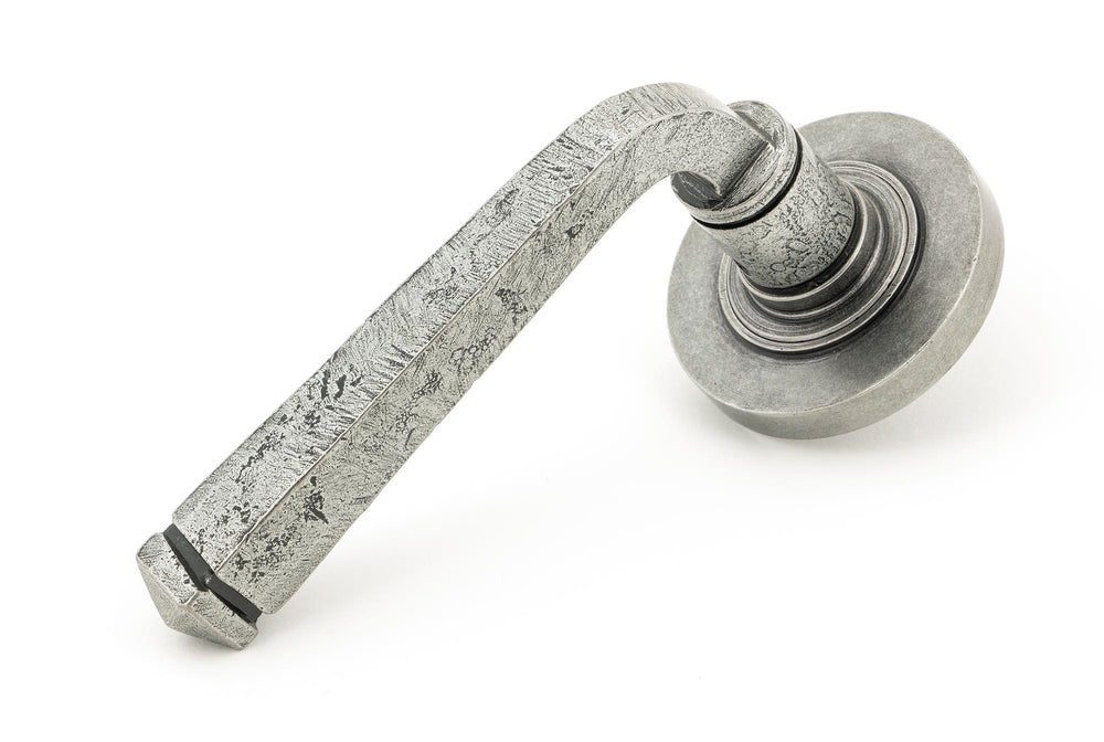Pewter Avon Round Lever on Rose Set (Plain)