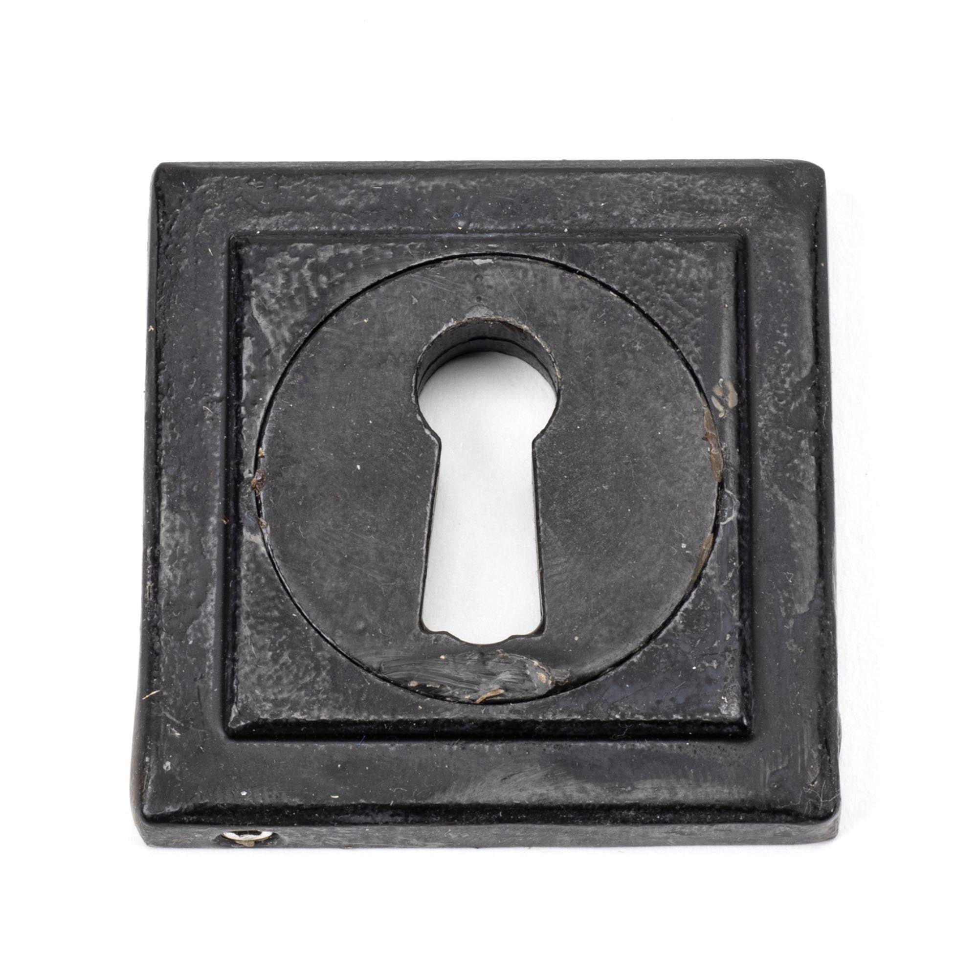 External Beeswax Round Escutcheon (Square)