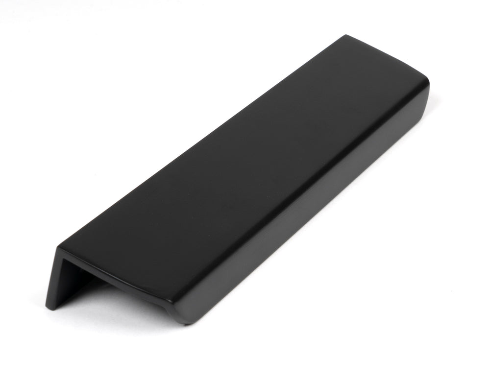 Matt Black 200mm Moore Edge Pull