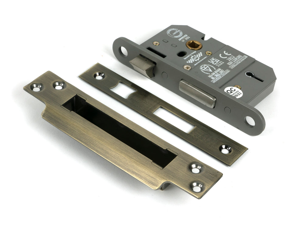 Aged Brass 2½" 5 Lever BS Sash Lock