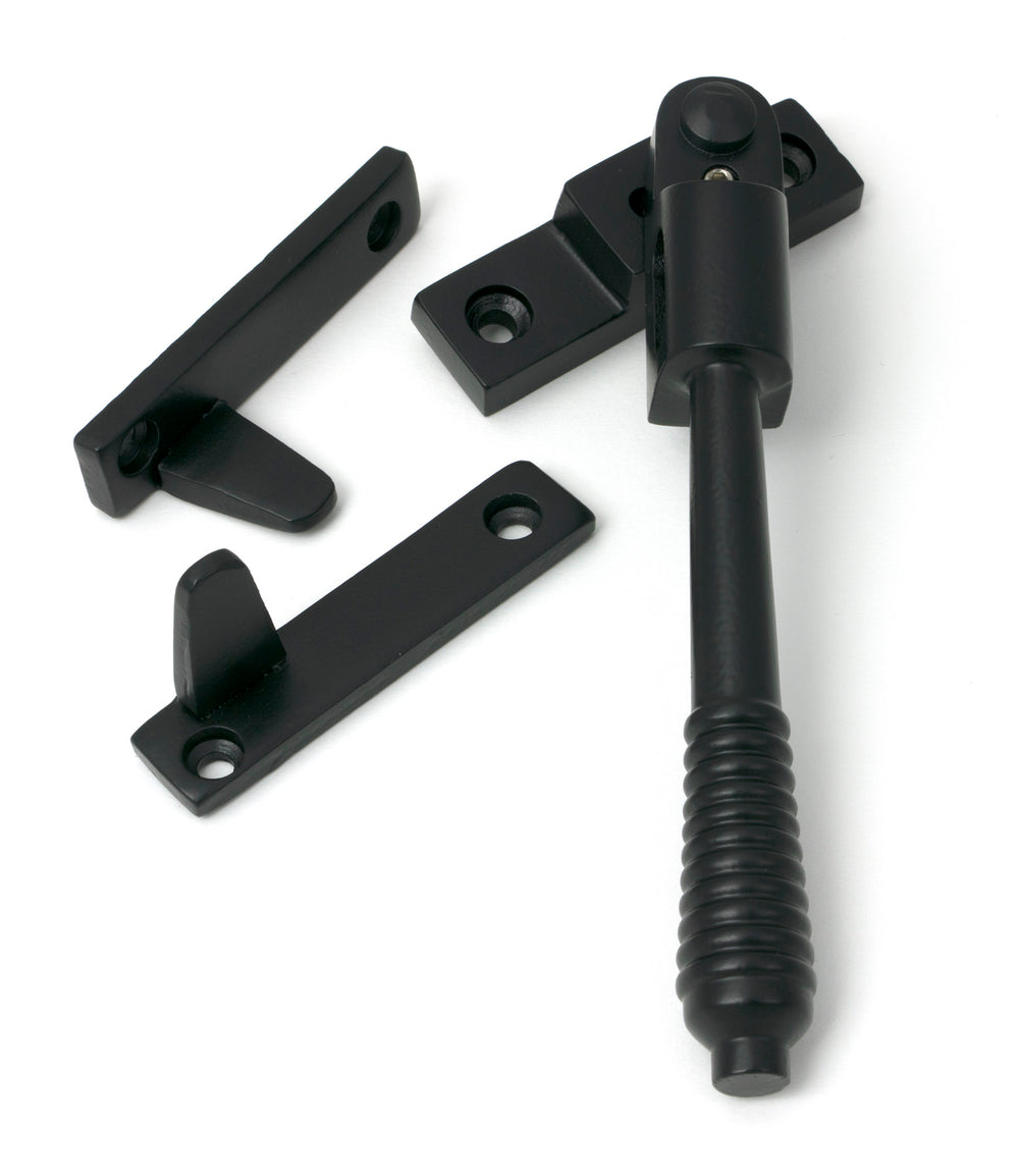 Matt Black Night-Vent Locking Reeded Fastener