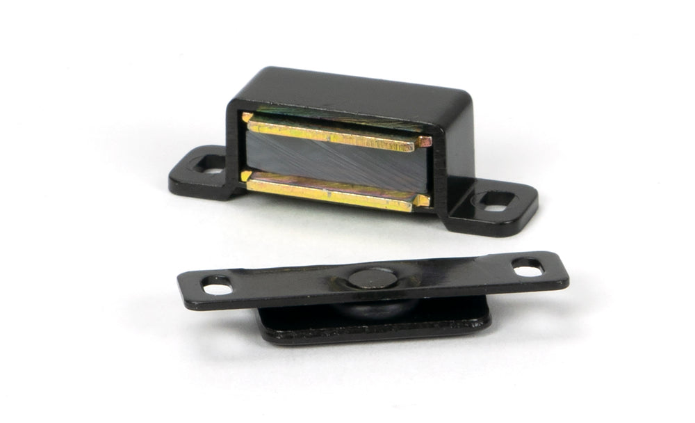 Black Magnetic Catch 6kg Pull