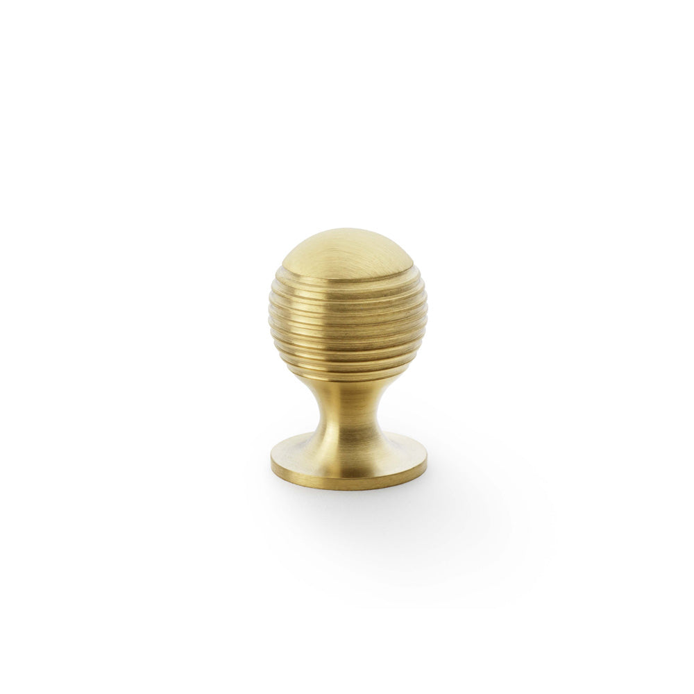 Caesar Cupboard Knob on Round Rose