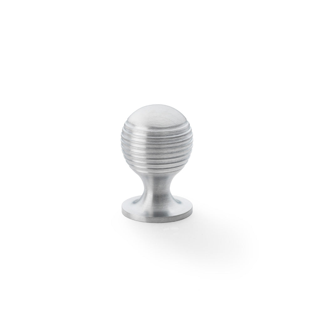 Caesar Cupboard Knob on Round Rose