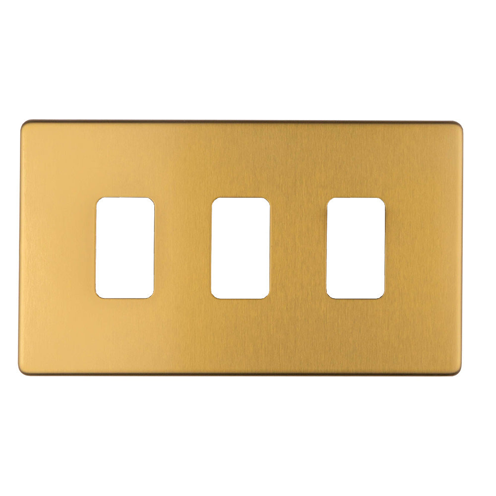 Skip to the beginning of the images gallery Concealed 3mm 1 - 12 Gang Grid Plates