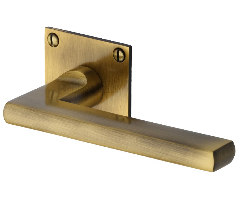 Heritage Brass Trident Low Profile Antique Brass Door Handles On Square Rose (sold In Pairs)