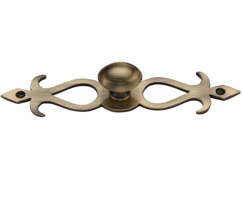 Heritage Brass Oval Cabinet Knob On Backplate, Antique Brass