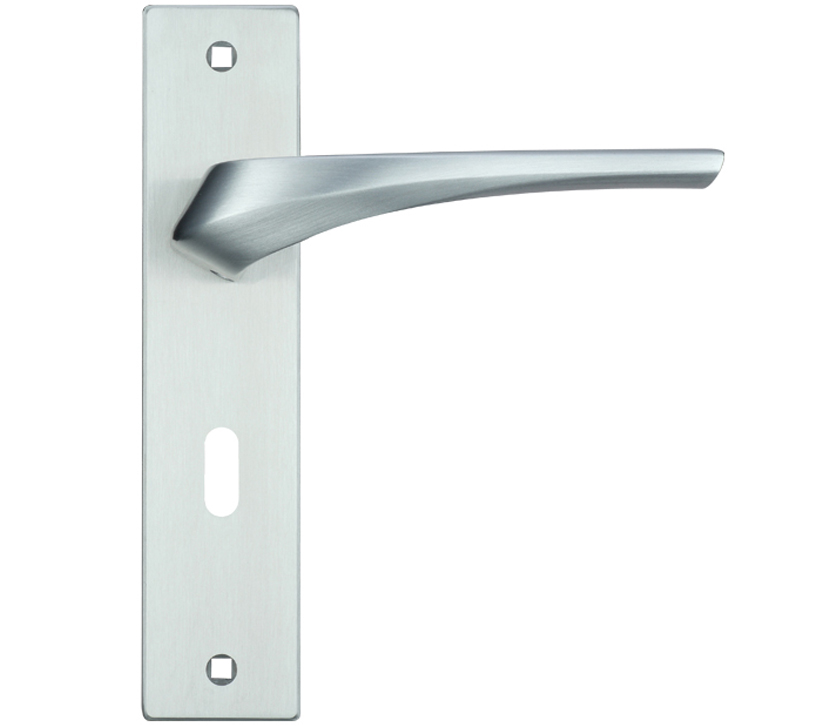 Zoo Hardware Rosso Maniglie Aries Door Handles On Backplate, Satin Chrome (sold In Pairs)