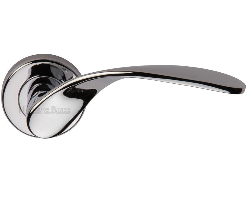 Heritage Brass Volo Polished Chrome Door Handles On Round Rose (sold In Pairs)