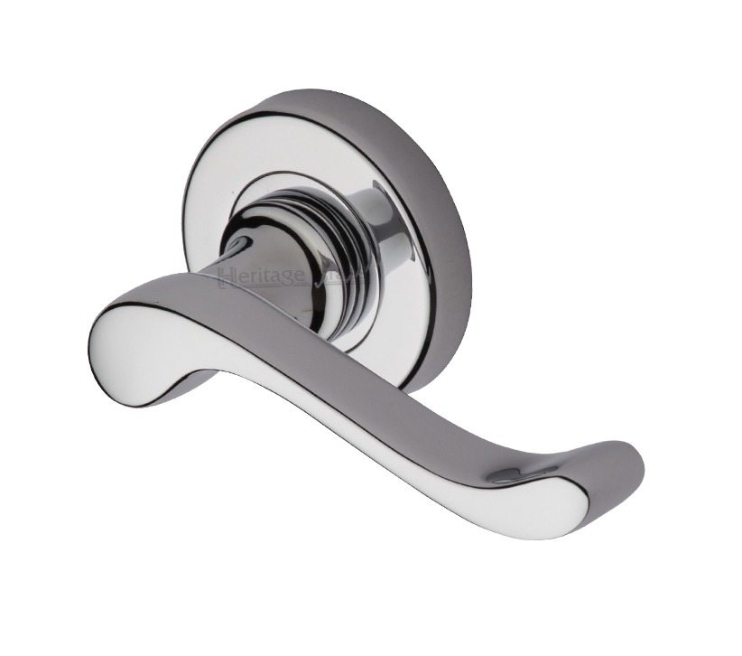 Heritage Brass Bedford Polished Chrome Door Handles On Round Rose (sold In Pairs)