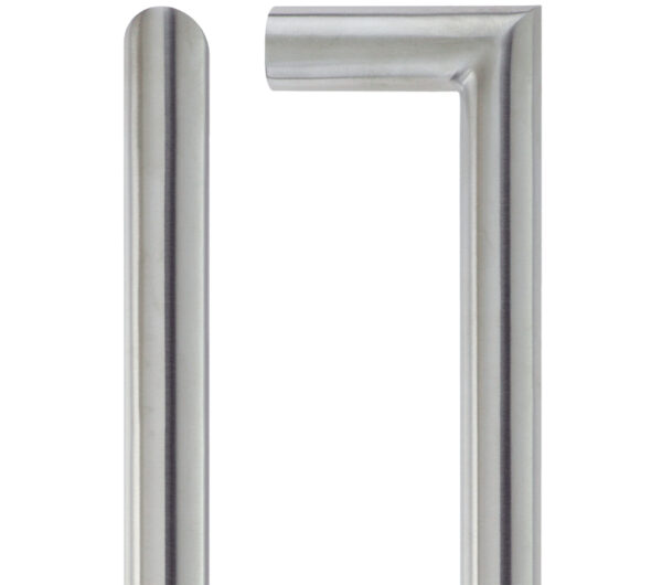 ZCS2M Contract Mitred Pull Handles