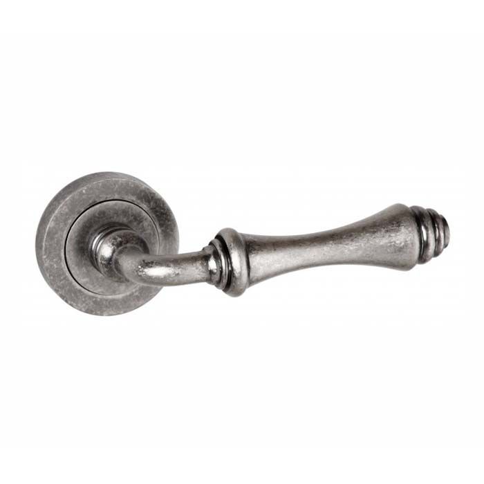 Atlantic Old English Durham, Distressed Silver Door Handles – Oe-127-ds (sold In Pairs)