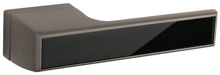 Atlantic Tupai Versaline Tobar Designer Door Handles On Rectangular Rose, Titanium – T3089lmbtt Titanium With Black Decorative Plate