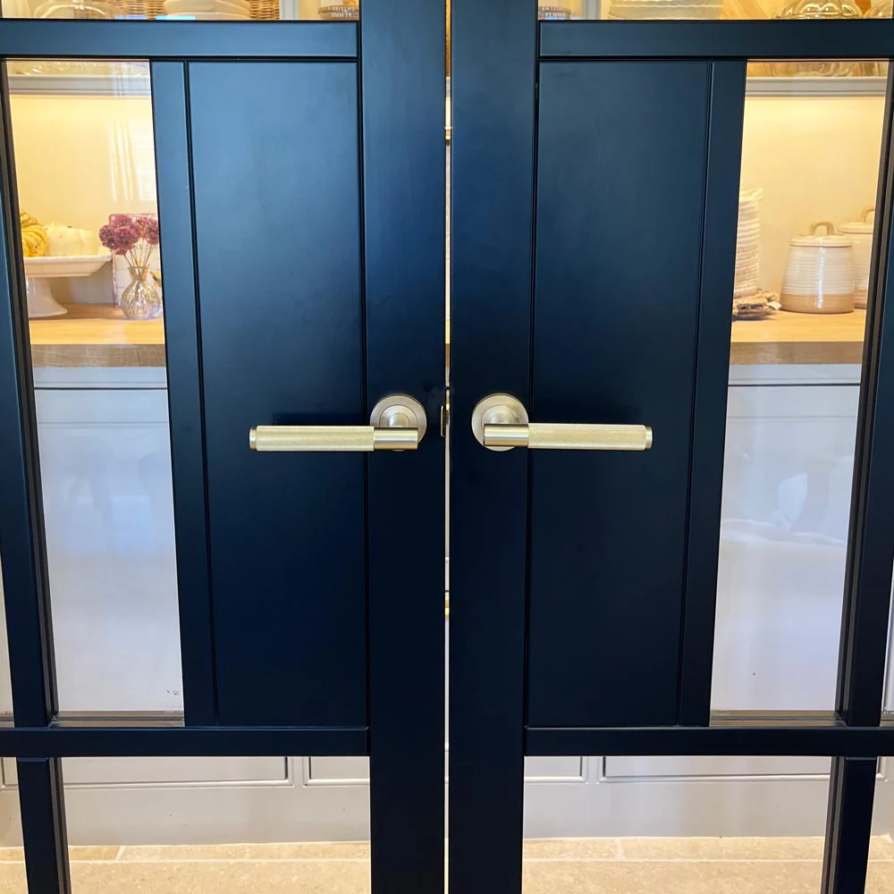 Knurled Door Handles - 136 x 65mm 10 Knurled Door Handles - 136 x 65mm
